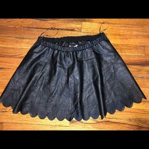 New black flowing skirt with design